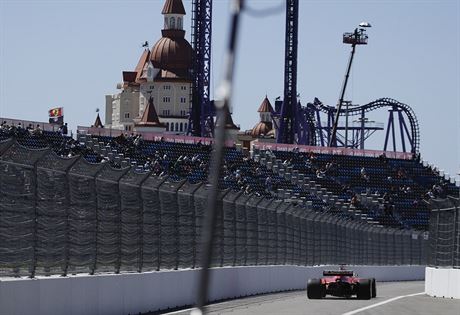 Sebastian Vettel pi tréninku na Velkou cenu Ruska formule 1 v Soi.