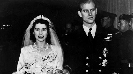 Britsk krlovna Albta II. (tenkrt jet princezna) se provdala za prince...