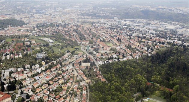 Letecký pohled na Brno. Kraví hora.