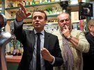 Emmanuel Macron agituje v Bully-les-Mines v departementu Pas-de-Calais (27....