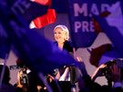 Marine Le Penová na tiskové konferenci po oznámení pedbných výsledk voleb...