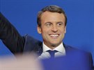 Emmanuel Macron v závru svého proslovu po prvním kole prezidentských voleb...