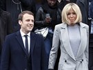 Emmanuel Macron se svou chotí Brigitte na snímku z dubna 2017