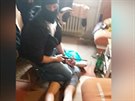 Policie zatkla v perovském byt dealera drog