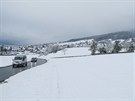 Nezvykle chladné poasí doprovázené snením trápí i idie v Tyrolsku (19....