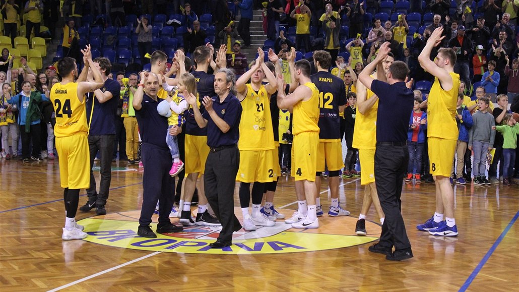 Opav�tí basketbalisté slaví postup do semifinále Kooperativa NBL: