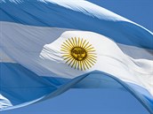 Argentinsk zstava vlajc nad prezidentskm palcem v Buenos Aires.