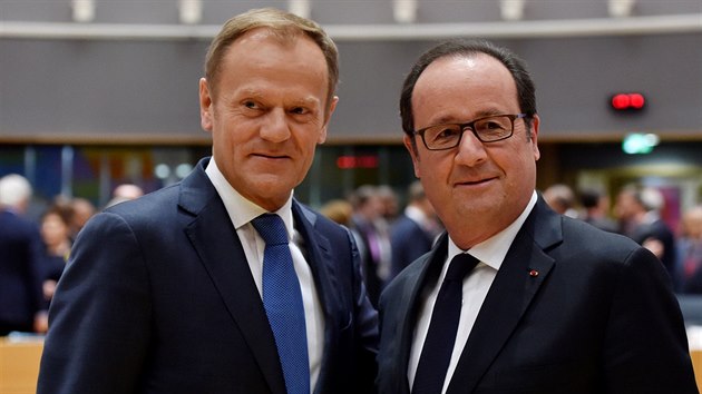 Francouzsk prezident Francois Hollande (vpravo) a pedseda evropskch summit Donald Tusk v Bruselu (29. dubna 2017)