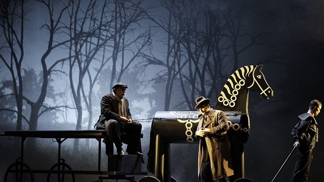 Scéna z opery Václava Ka�líka Krakatit, kterou uvedlo Národní divadlo