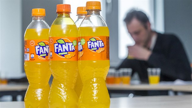 Redakce otestovala tinct variant limondy Fanta. Nkter se hodn liily barvou i chut.