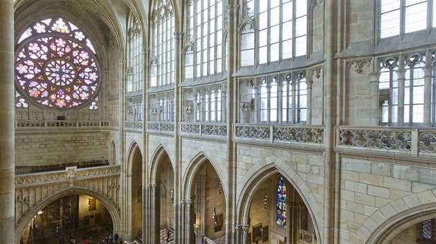 Nové varhany by měly stát na balkonu pod rozetou v západní části katedrály sv. Víta.
