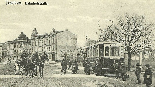 Tramvaj u dnešního hotelu Central v Těšíně
