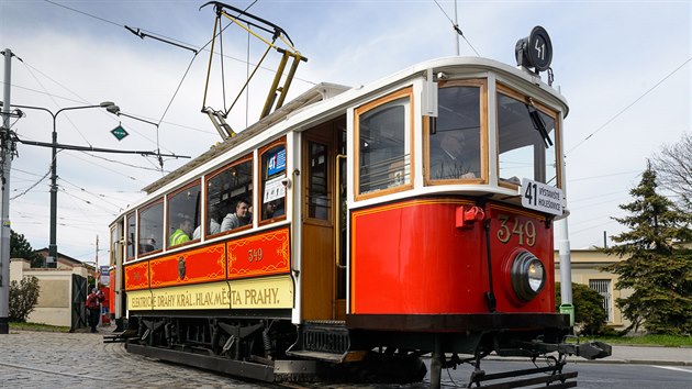 Historická tramvaj již od počátku sezony vyjíždí na pravidelnou trasu ze střešovické vozovny s číslem 41.