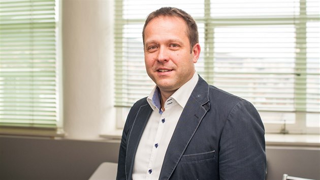Daniel Večeřa je jednatelem společnosti HP Tronic, která patří k největším českým prodejcům elektroniky a domácích spotřebičů.