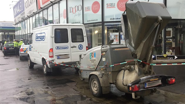 Policistm se podailo zadret v Praze zlodje auta, kter ukradl v Rakousku (26.4.2017)