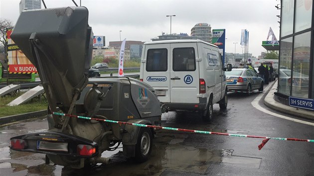 Policistm se podailo zadret v Praze zlodje auta, kter ukradl v Rakousku (26.4.2017)