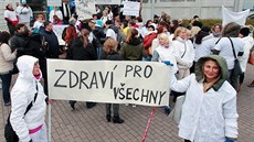 Zdravotní sestry a dalí zástupci stedního zdravotnického personálu z...