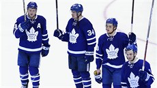 Hokejisté Toronta po vyazení v prvním kole play-off NHL.