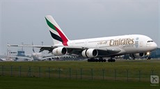 Poprvé v historii se v sobotu na pražském letišti objevily dva Airbusy A380...