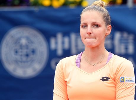 ZKLAMÁNÍ. Poraená finalistka Kristýna Plíková na turnaji ve Stromovce.