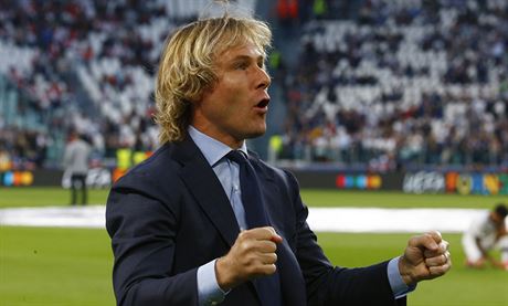 Pavel Nedvd ped semifinálovou odvetou Ligy mistr mezi jeho Juventusem a...