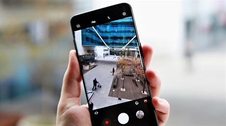 Poet objednávek na Galaxy S8 pedil dosavadní rekord pedchdce o 30 procent