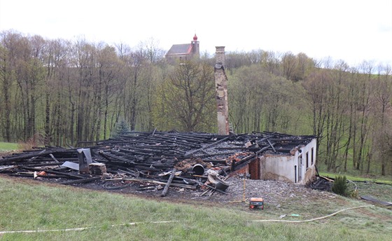 Spálenit po poáru domu ve Výprachticích-Valteicích na Orlickoústecku.