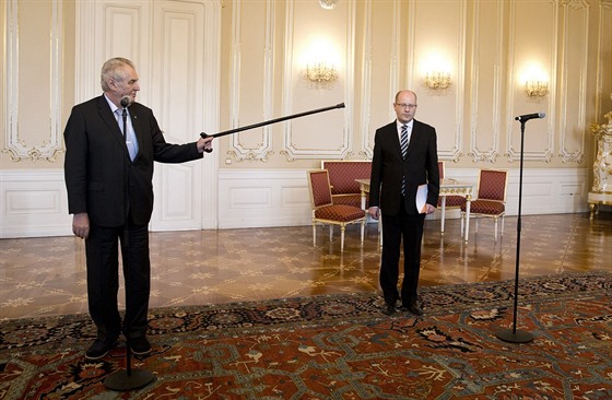 Prezident Milo Zeman a premiér a éf SSD Bohuslav Sobotka (4. kvtna 2017