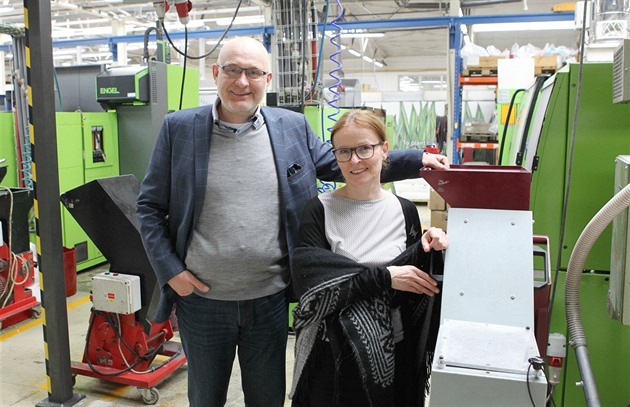 Manelé Lenka a Stanislav Novotní ídí Plastii spolen. Ona se stará o design...