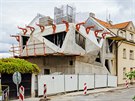 Rozestavn dm z litho betonu v Praze na Ladronce navrhli architekti ze...
