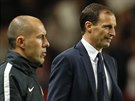 POD DOHLEDEM. Trenéi Massimiliano Allegri (vrpavo) a Leonardo Jardim (vlevo)...