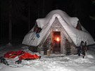 Jeden ze srub na trase zvodu Lapland Extreme Challenge ve Finsku.