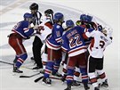 Hromadná rvaka mezi hrái NY Rangers a Ottawy