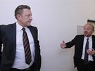 Zleva starosta Moldavy na Teplicku Jaroslav Pok a jeho obhájce Lubo Hendrych.