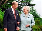 Britský princ Philip a královna Albta II. na procházce v Romsey (2007)