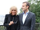 Emmanuel Macron a jeho manelka Brigitte (Paí, 4. záí 2016)