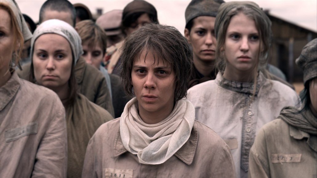 Aneta Langerová ve filmu 8 hlav �ílenství