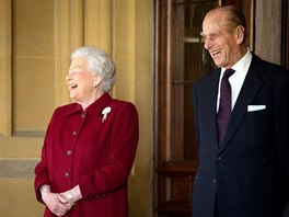 Britská královna Alžběta II. a její manžel princ Philip (Windsor, 11. dubna...