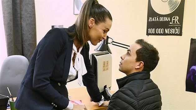 Iva Kubelkov� a Petr Lexa v seri�lu P��stav