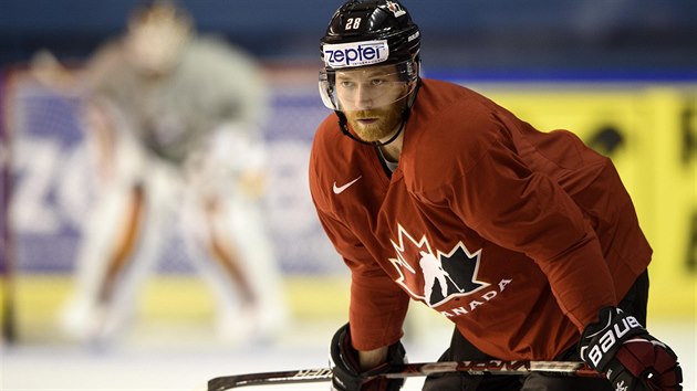 Kanadsk hokejov reprezentant Claude Giroux na trninku ped prvnm zpasem...