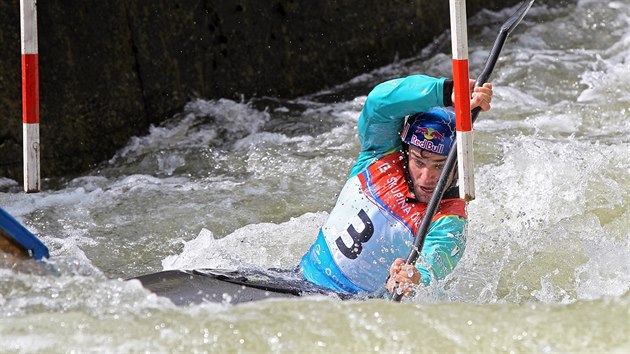 Vavinec Hradilek bhem eskho pohru vodnho slalom