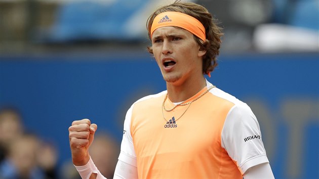 Alexander Zverev slav triumf ve finle turnaje v Mnichov.