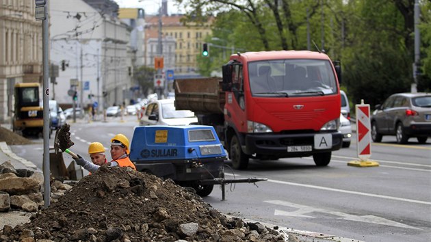 Oprava parovodu paralyzovala Brno.