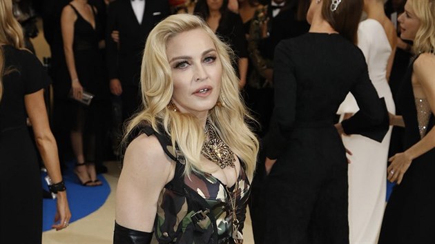 Madonna na Met Gala (New York, 1. května 2017)