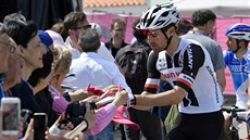 Nizozemský cyklista Tom Dumoulin ped startem 100. roníku Giro d'Italia.