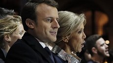 Emmanuel Macron se stal novým francouzským prezidentem. Ve druhém kole porazil...