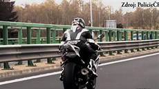 Motorká uhánl po D6 rychlostí 232 km/h.