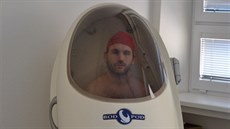 V p�ístroji Bod Pod se musí �lov�k vydr�et nehýbat. Toto m��ení se provádí na...