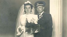 Svatební fotografie Josefa a Marie Bryksových.