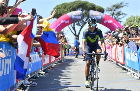 Nairo Quintana na startu 11. etapy Gira.